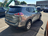 Used 2015 Nissan Rogue SV image 3