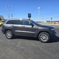 Used 2021 Jeep Grand Cherokee Laredo image 5