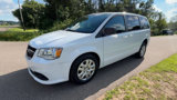 Used 2017 Dodge Grand Caravan SE image 3