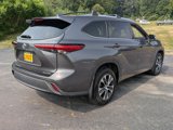 Used 2021 Toyota Highlander XLE image 4