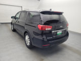 Used 2018 Kia Sedona LX image 5