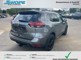 Used 2018 Nissan Rogue SV image 3