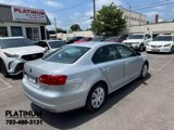 Used 2012 Volkswagen Jetta SE image 4