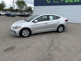 Used 2018 Hyundai Elantra SE image 2