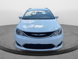 Used 2017 Chrysler Pacifica Touring-L w/ 13 Speaker Alpine Sound Group image 2