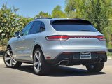 Used 2024 Porsche Macan image 3