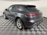 Used 2022 Porsche Macan image 3