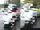 Used 2017 Nissan Rogue SV image 4