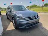 Certified 2024 Volkswagen Tiguan SE image 2