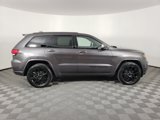Used 2019 Jeep Grand Cherokee Altitude image 5