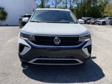 Used 2023 Volkswagen Taos SE image 3