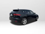 Used 2017 Jaguar F-PACE R-Sport image 4