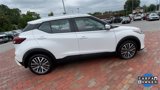 Used 2022 Nissan Kicks SV image 2