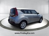 Used 2022 Kia Soul LX image 6