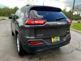 Used 2017 Jeep Cherokee Latitude w/ Cold Weather Group image 5