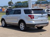 Used 2016 Ford Explorer XLT w/ Equipment Group 202A image 6