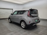 Used 2023 Kia Soul LX w/ LX Technology Package image 5