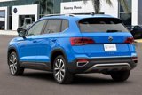 Used 2022 Volkswagen Taos SE w/ Panoramic Sunroof Package image 6