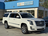 Used 2017 Cadillac Escalade ESV Premium Luxury image 4