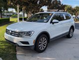 Used 2018 Volkswagen Tiguan SE w/ Panoramic Sunroof Package image 5
