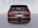 Used 2020 Kia Sorento LX image 2