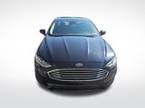Used 2019 Ford Fusion SE image 2