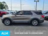 Used 2021 Ford Explorer Limited w/ Equipment Group 301A image 3