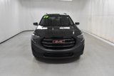 Used 2020 GMC Terrain SLE w/ Driver Convenience Package image 4