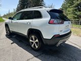 Used 2020 Jeep Cherokee Latitude w/ Cold Weather Group image 4