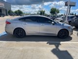 Used 2020 Ford Fusion SE w/ Equipment Group 151A image 5