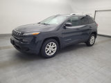 Used 2018 Jeep Cherokee Latitude Plus w/ Comfort/Convenience Group image 2