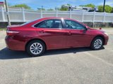 Used 2017 Toyota Camry LE image 5