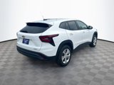 Used 2025 Chevrolet Trax LS image 5