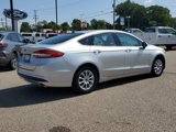 Used 2017 Ford Fusion S image 3