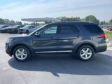 Used 2017 Ford Explorer XLT image 6
