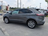 Used 2022 Ford Edge Titanium image 5
