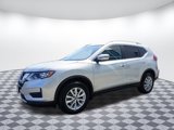 Used 2019 Nissan Rogue SV image 3