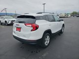Used 2022 GMC Terrain SLE w/ Driver Convenience Package image 4
