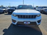 Used 2024 Jeep Grand Cherokee Laredo image 2