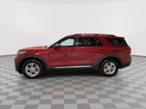 Certified 2022 Ford Explorer XLT image 2