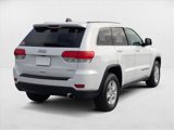 Used 2017 Jeep Grand Cherokee Laredo image 5