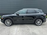 Certified 2022 Porsche Cayenne image 2