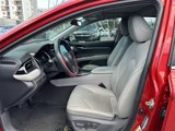 Used 2019 Toyota Camry SE image 2