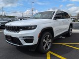 Used 2023 Jeep Grand Cherokee Limited w/ Luxury Tech Group II image 3