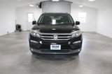 Used 2017 Honda Pilot Touring image 3