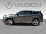 Used 2015 Toyota Highlander XLE image 3