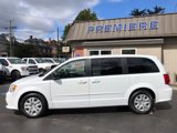 Used 2016 Dodge Grand Caravan SE w/ Quick Order Package 29E SE image 2