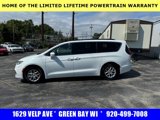 Used 2022 Chrysler Pacifica Touring-L image 2