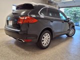 Used 2011 Porsche Cayenne image 4