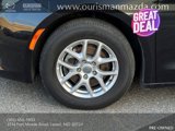 Used 2023 Chrysler Voyager LX image 3